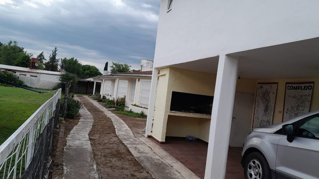 LAS 4 ESTRELLAS ROJAS 15